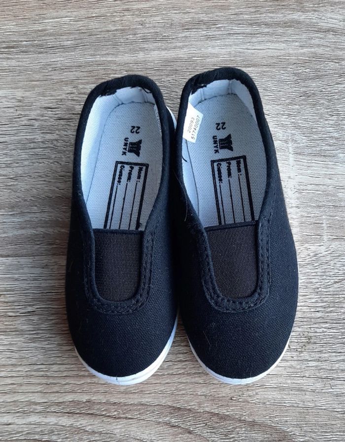 Rythmiques noires taille 22
