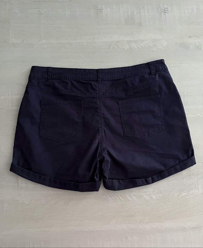 Short femme - photo numéro 2