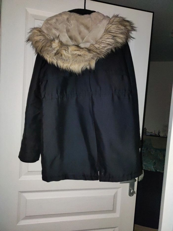 Manteau chaud avec capuche - photo numéro 3