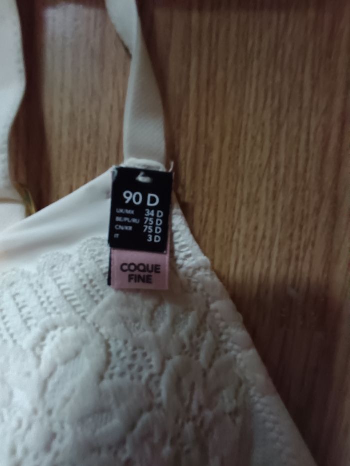 Lot de 3 soutiens-gorges Etam - photo numéro 4