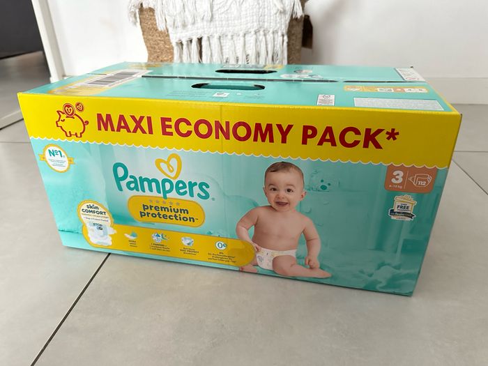 Paquet de 112 couches taille 3 Pampers - photo numéro 3