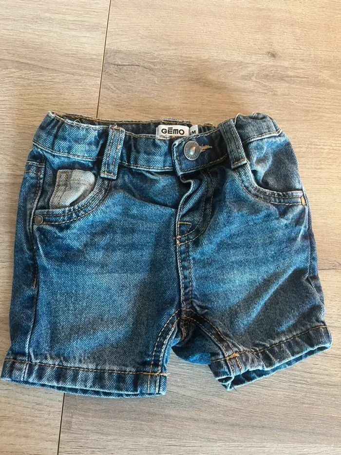 Short bébé garçon