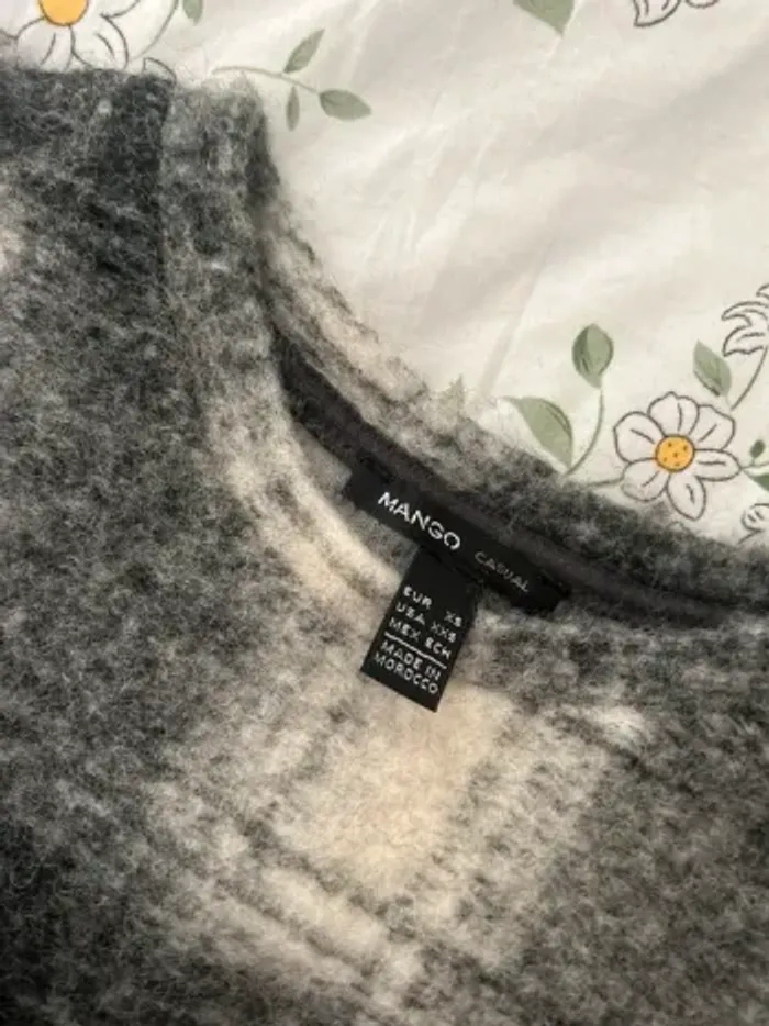 Pull à carreaux Mango - photo numéro 3