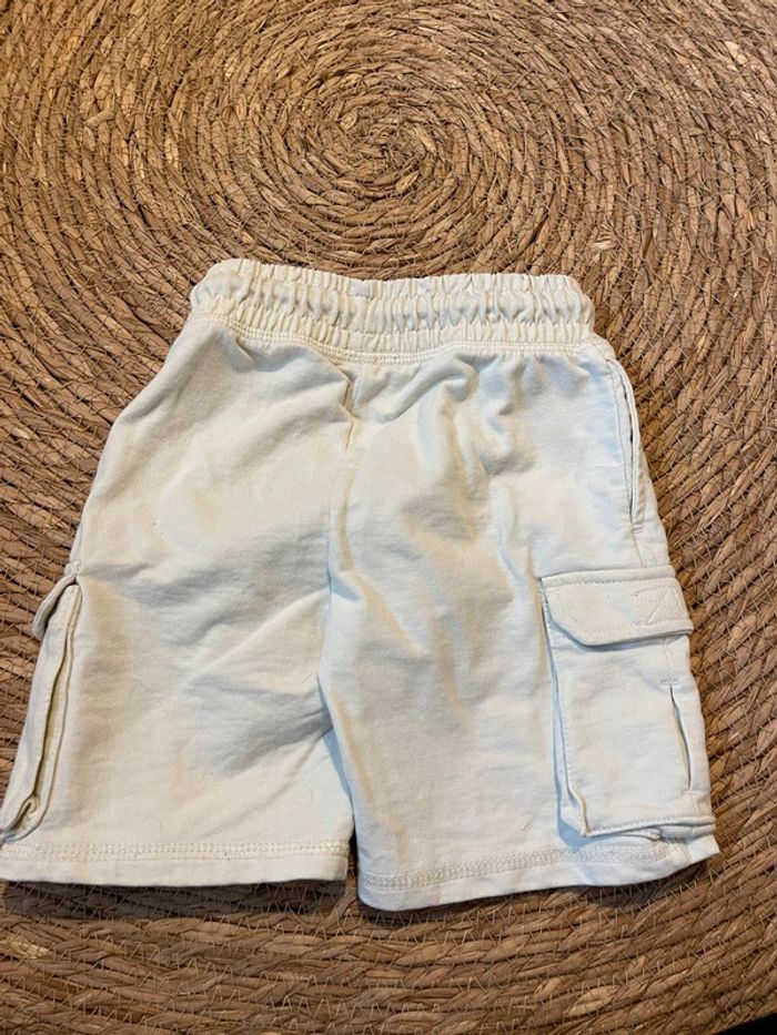 Short garçon 3-4 ans - photo numéro 5