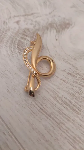 Broche fantaisie vintage couleur or