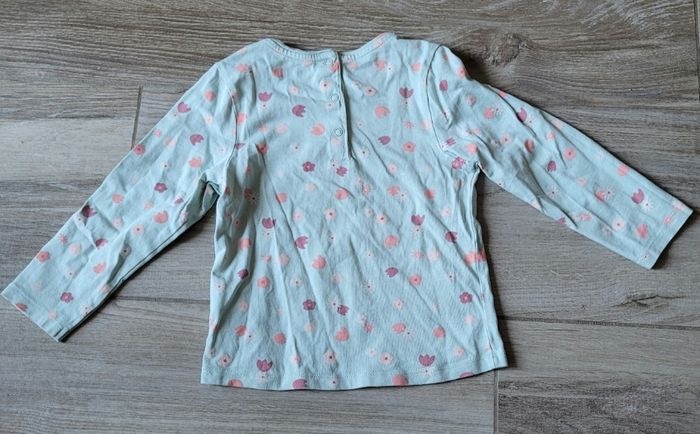 Lot de 2 t-shirts manches longues à fleurs taille 36 mois - photo numéro 3