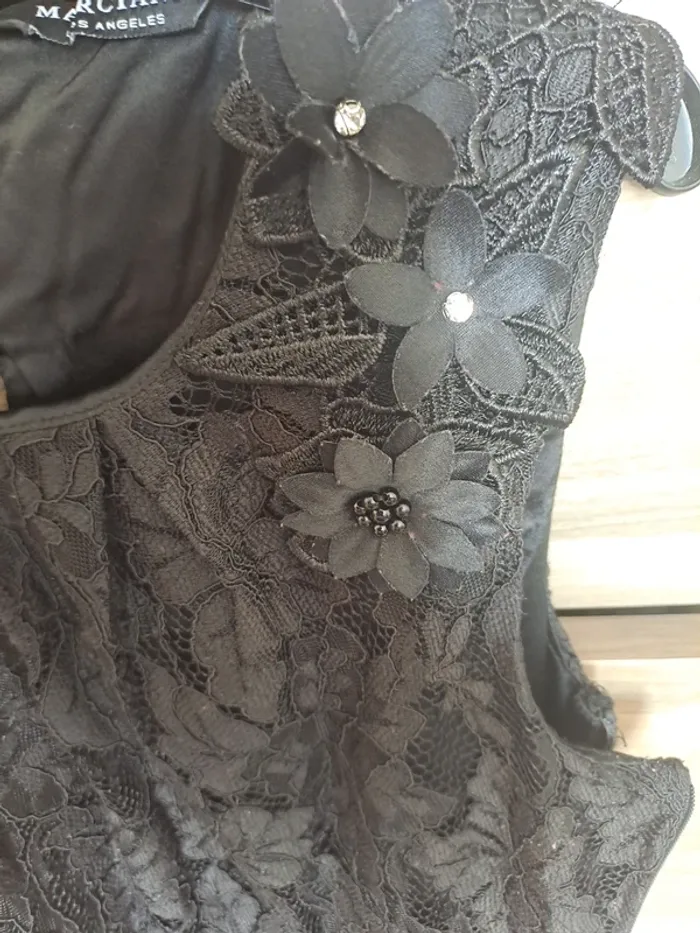 Robe dentelle - photo numéro 3