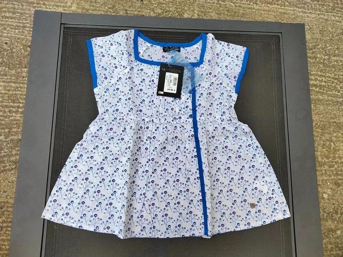 30 € Top Trasluz 12 ans Neuf avec étiquette