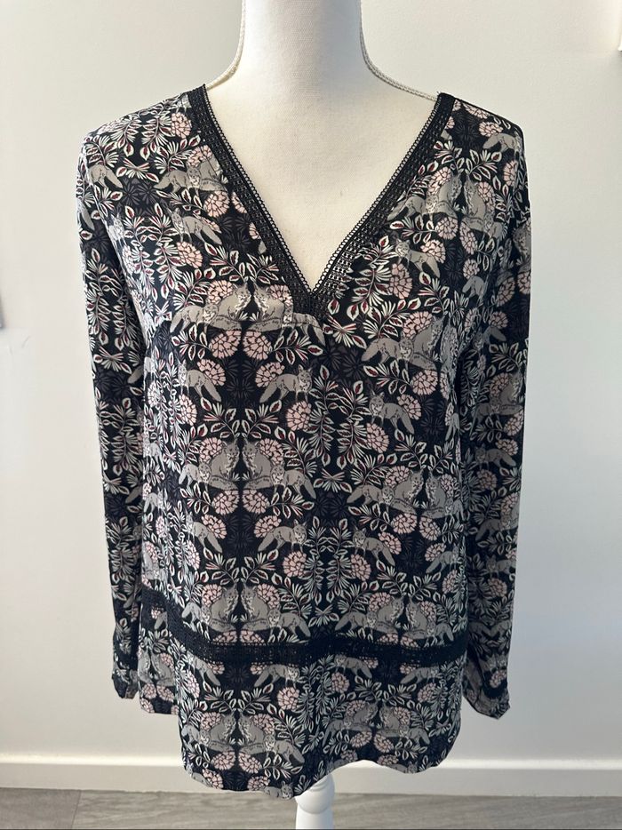 Blouse à fleurs et renards grise et rose Promod T40 L