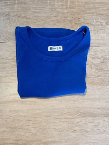 Top bleu
