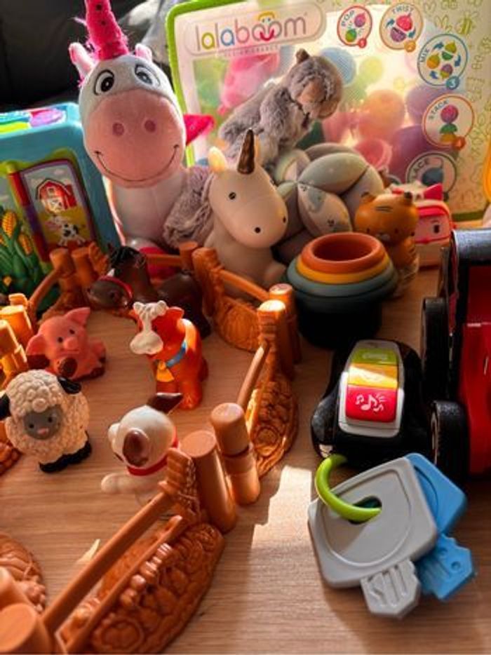 Gros lot  jouets bébé 0-3 ans – jeux d’éveil et éducatifs – premier âge - bois - photo numéro 8