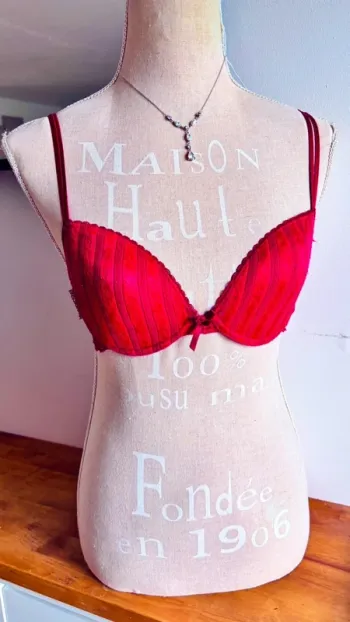 🎀 soutien gorge rouge 85 C #passionata