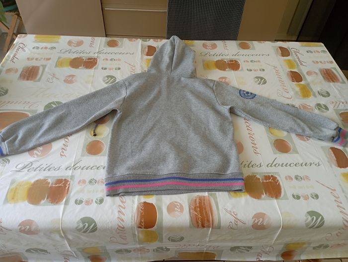 Sweat gris à capuche 12 ans 2€5 - photo numéro 2