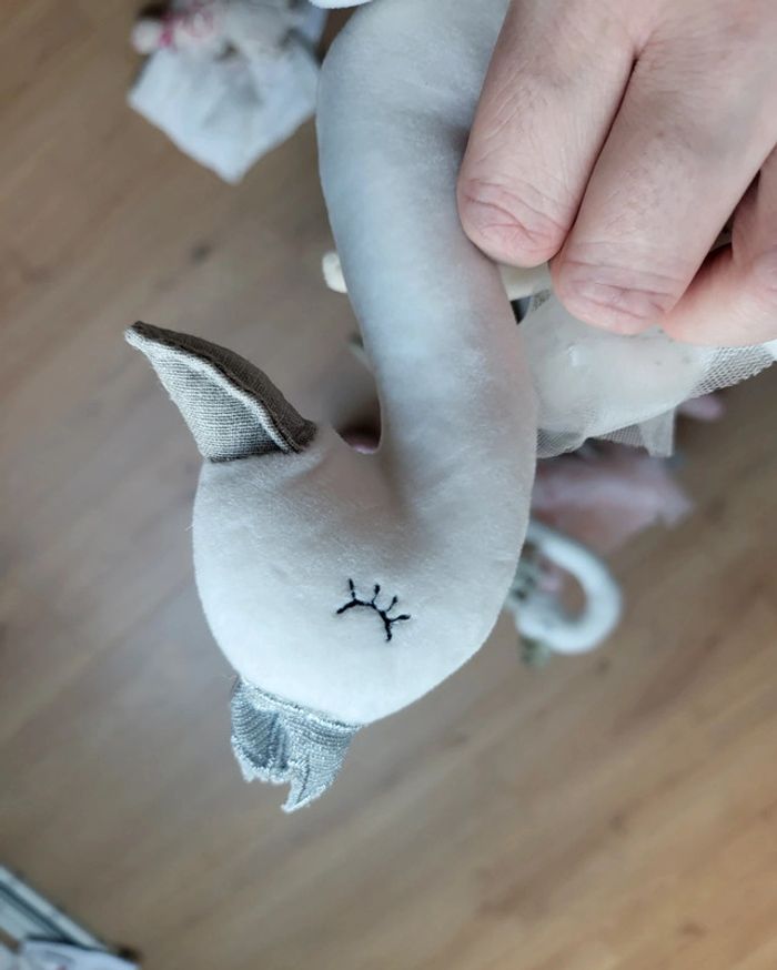 Lot peluches elegantes 2 cygnes ,1 souris et 2 poupees maison du monde - photo numéro 6
