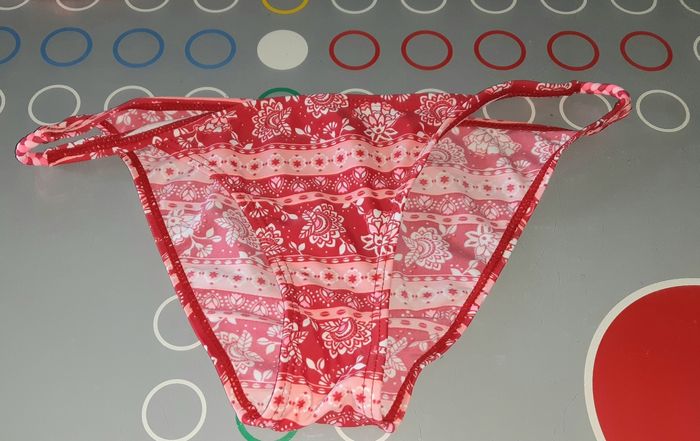 Maillot de bain fille Taille 14 ans - photo numéro 4