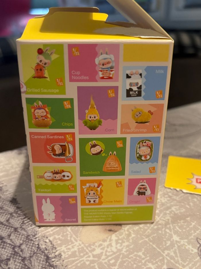 Labubu  Wacky Mart series PopMart - photo numéro 5