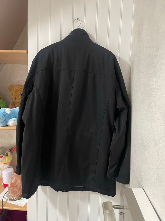 Manteau noir - photo numéro 2