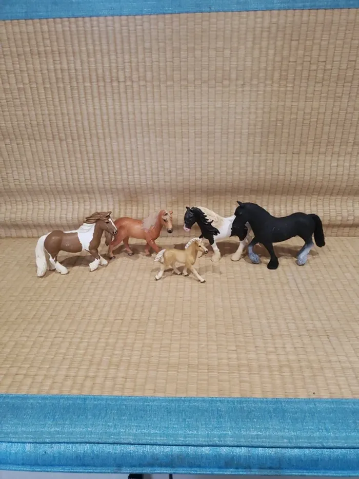 Lot de chevaux Schleich