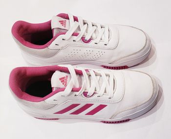 Chaussures de sport Adidas Tensaur pour filles Taille 37,5