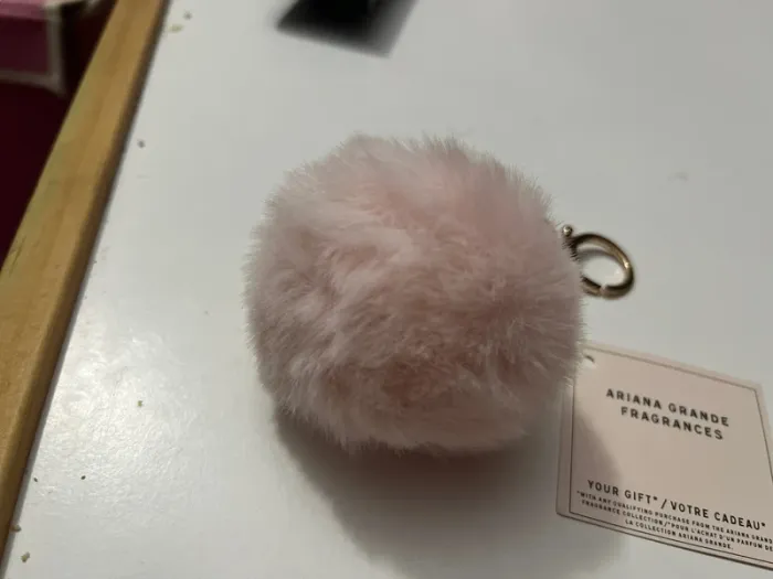 Porte clé Ariana Grande - photo numéro 3