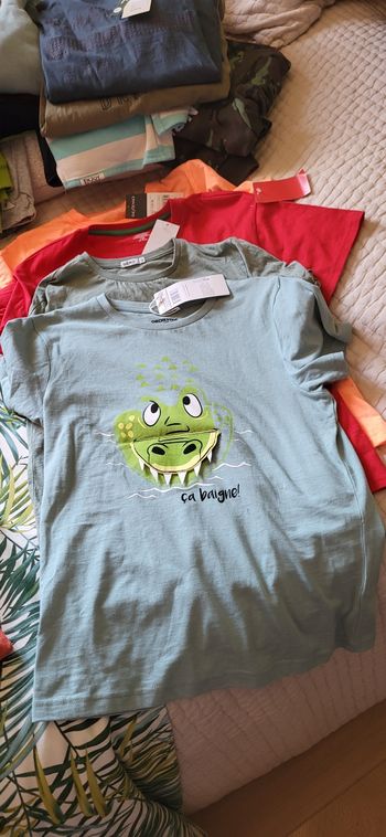 Lot de quatres tee shirt 12ans 