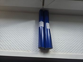 Vinyle adhesif permanent bleu foncé pour machine de découpe (2 x 1m )