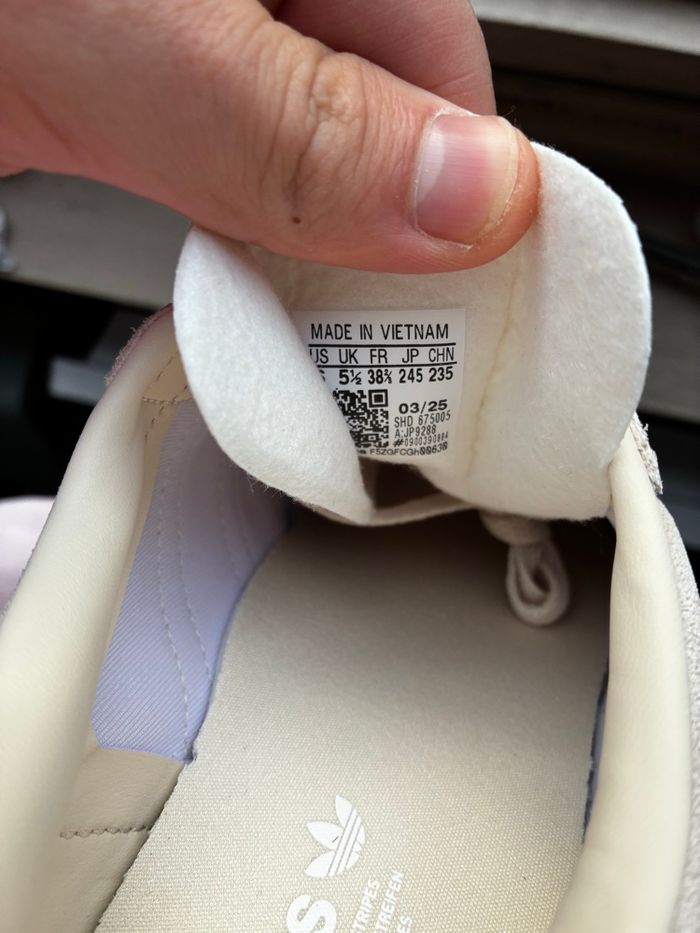 Adidas Gazelle Bold Wonder White/White/Gold Met - Taille 38 2/3 - Neuves - photo numéro 7