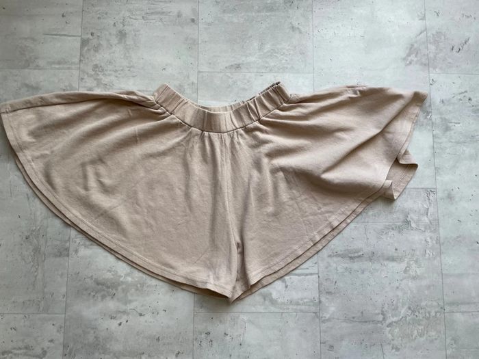 Short large fluide beige