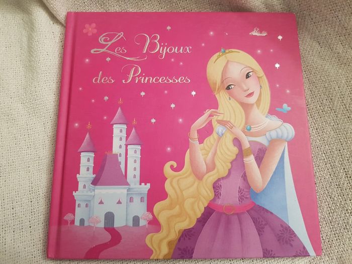 Livre Les bijoux des Princesses