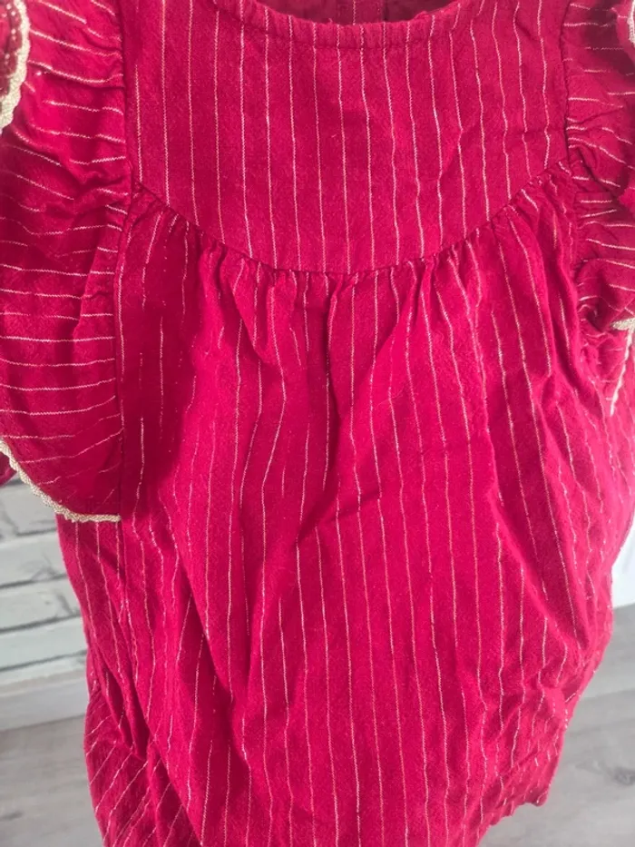 Robe rouge et dorée - photo numéro 5