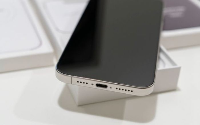 I p h o n e 15 pro max - photo numéro 3