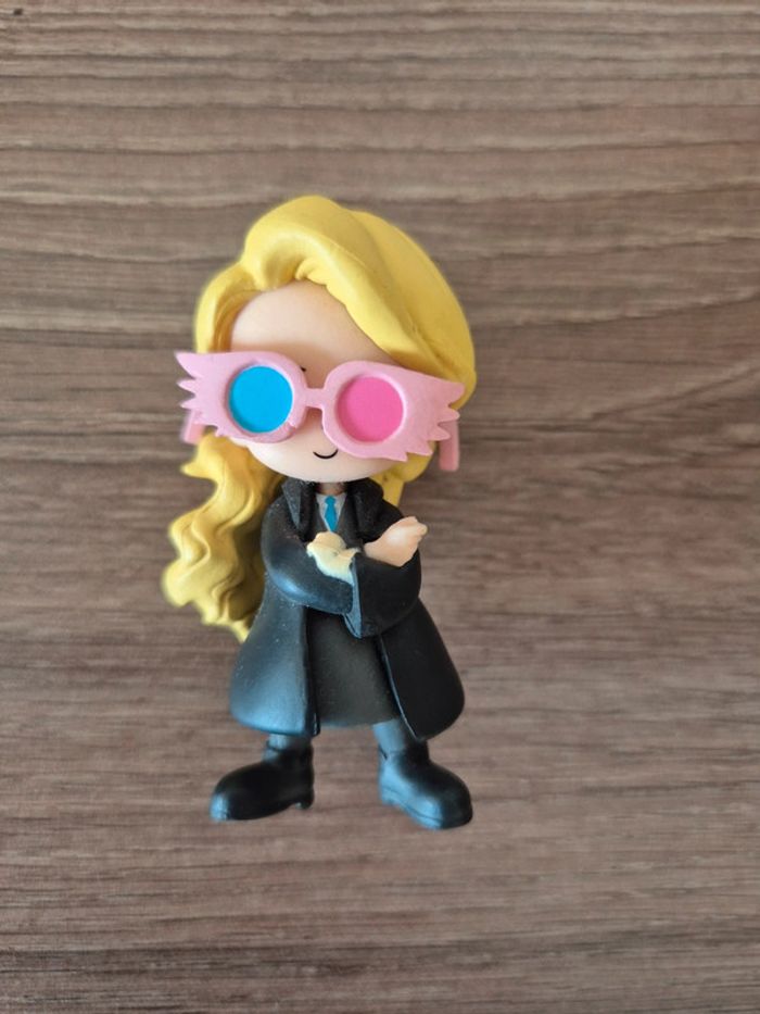 Figurine Luna Lovegood avec lunettes