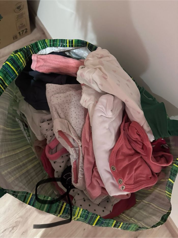 Lot vêtements 9 mois fille