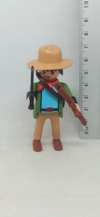 Homme Cowboy avec haut vert playmobil