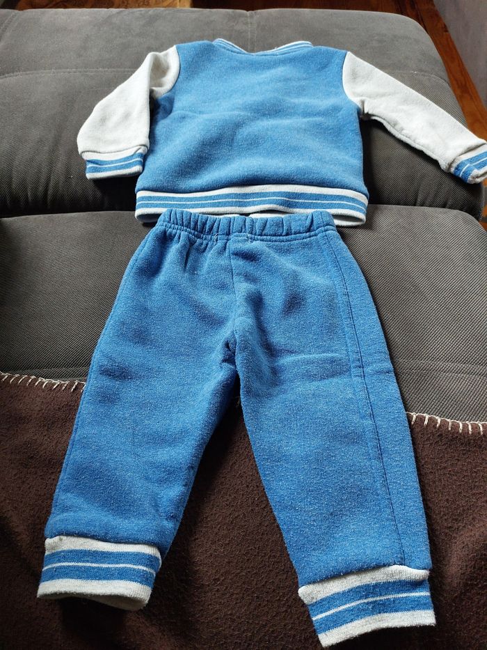 Jogging 12 mois - photo numéro 2