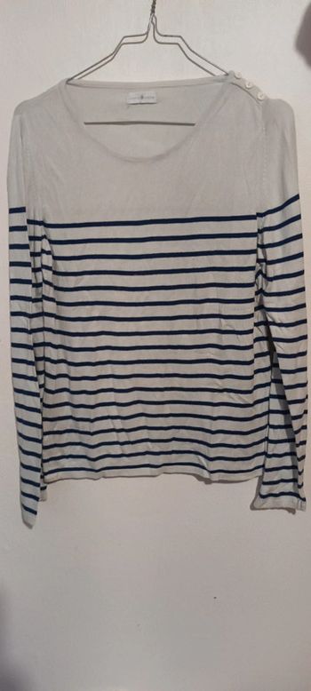 Pull fin