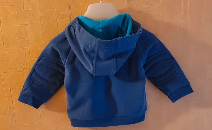 Sweat/ gilet à capuche - photo numéro 7