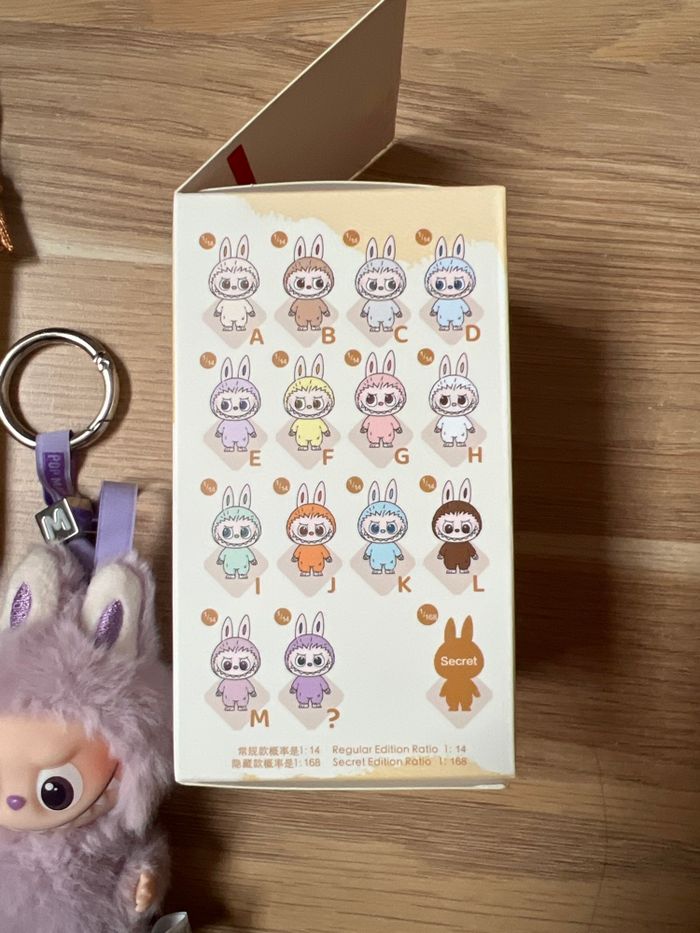 Labubu Pin for Love M - photo numéro 3