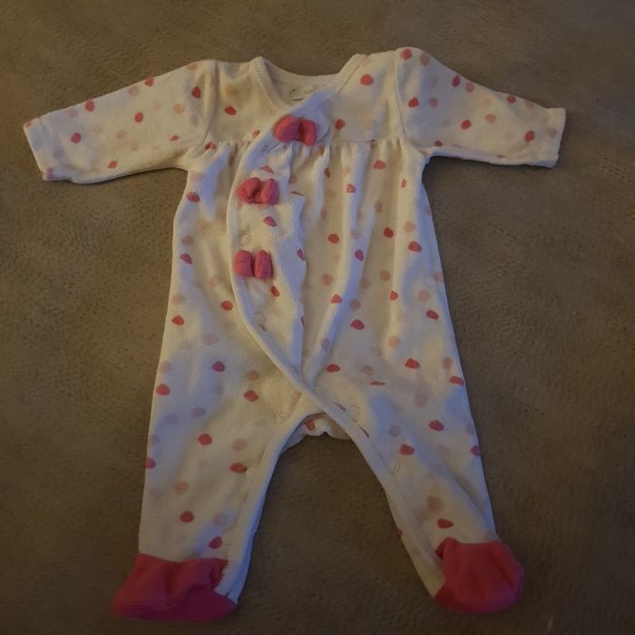 Lot 14  pyjama 1 mois