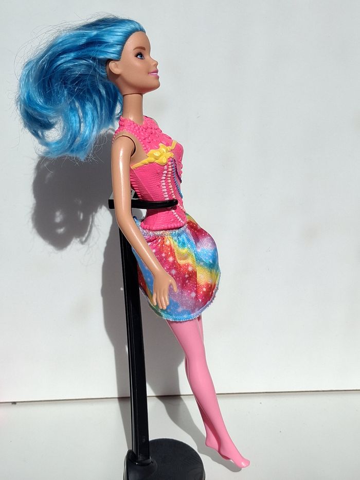 Poupée mattel Barbie Rainbow Kingdom Fairy cheveux bleu - photo numéro 5