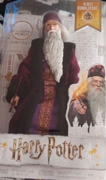 Poupée articulée Dumbledore neuve 