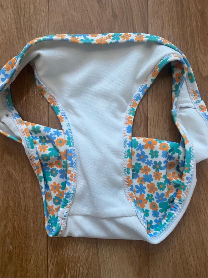 Maillot de bain fille 5/6 ans - photo numéro 6