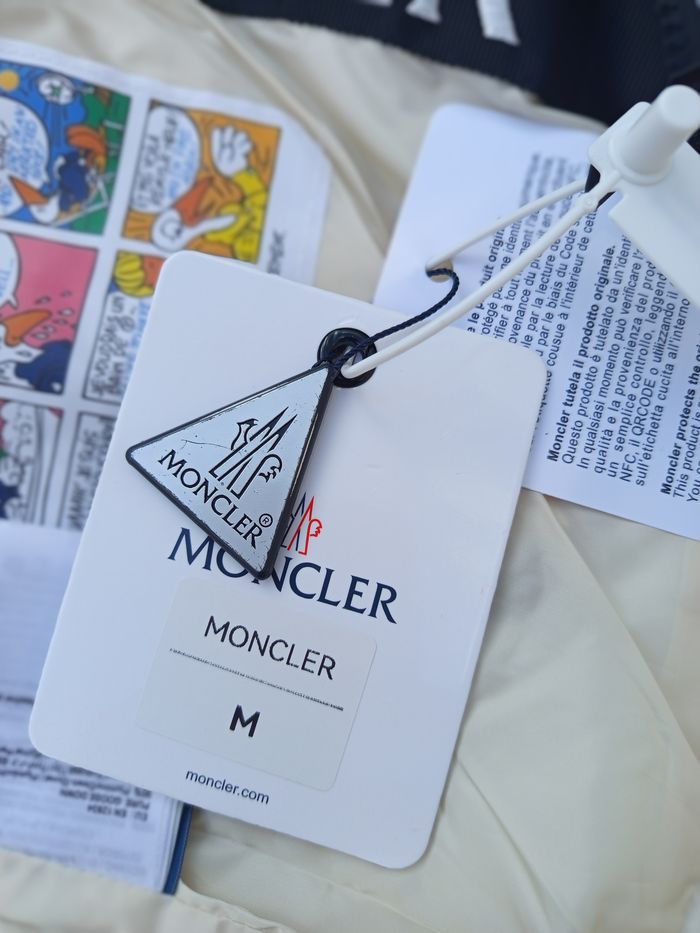 Doudoune Moncler taille M - photo numéro 8