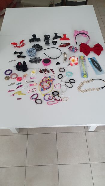 Lot d'accessoires pour cheveux