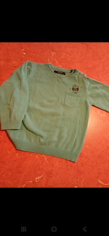 Pull garçon taille 24 mois