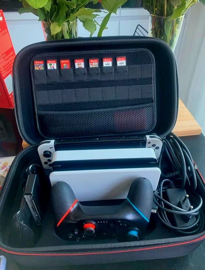 Nintendo Switch Oled + Play + Volant + Accessoires - photo numéro 8