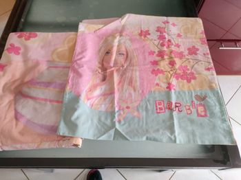 Housse de couette barbie lit 1 personne + 1 taie