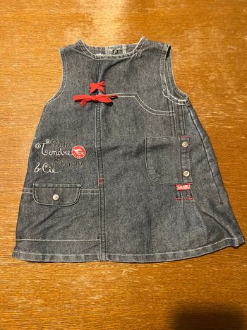 Robe en jean sans manche grise