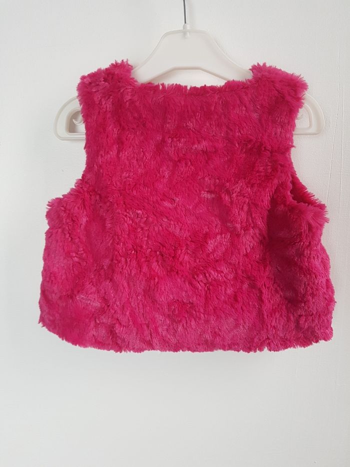 Gilet sans manches moumoute rose 6 mois - photo numéro 3