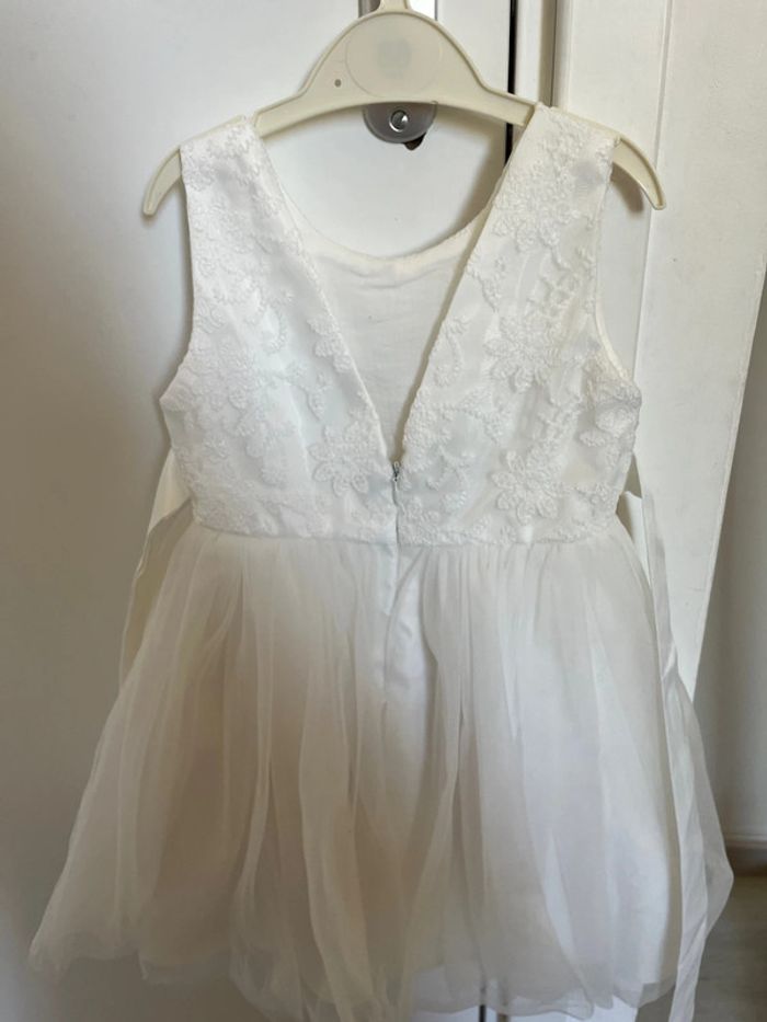 Robe dé cérémonie - photo numéro 3